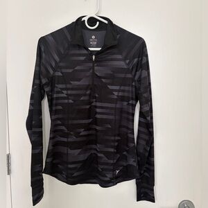 Women’s Old Navy Black Geometric Long Sleeve Top